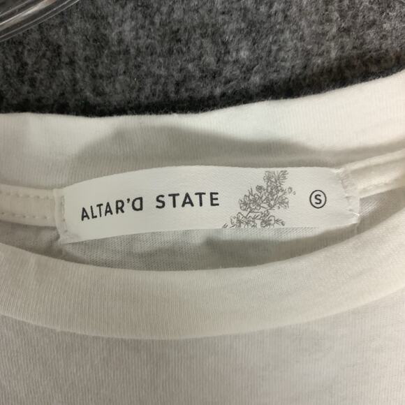 Altar'd State Shirt Womens Small Crop Graphic‎ Tee Nature Ocean Outdoors Birds S - Picture 3 of 7